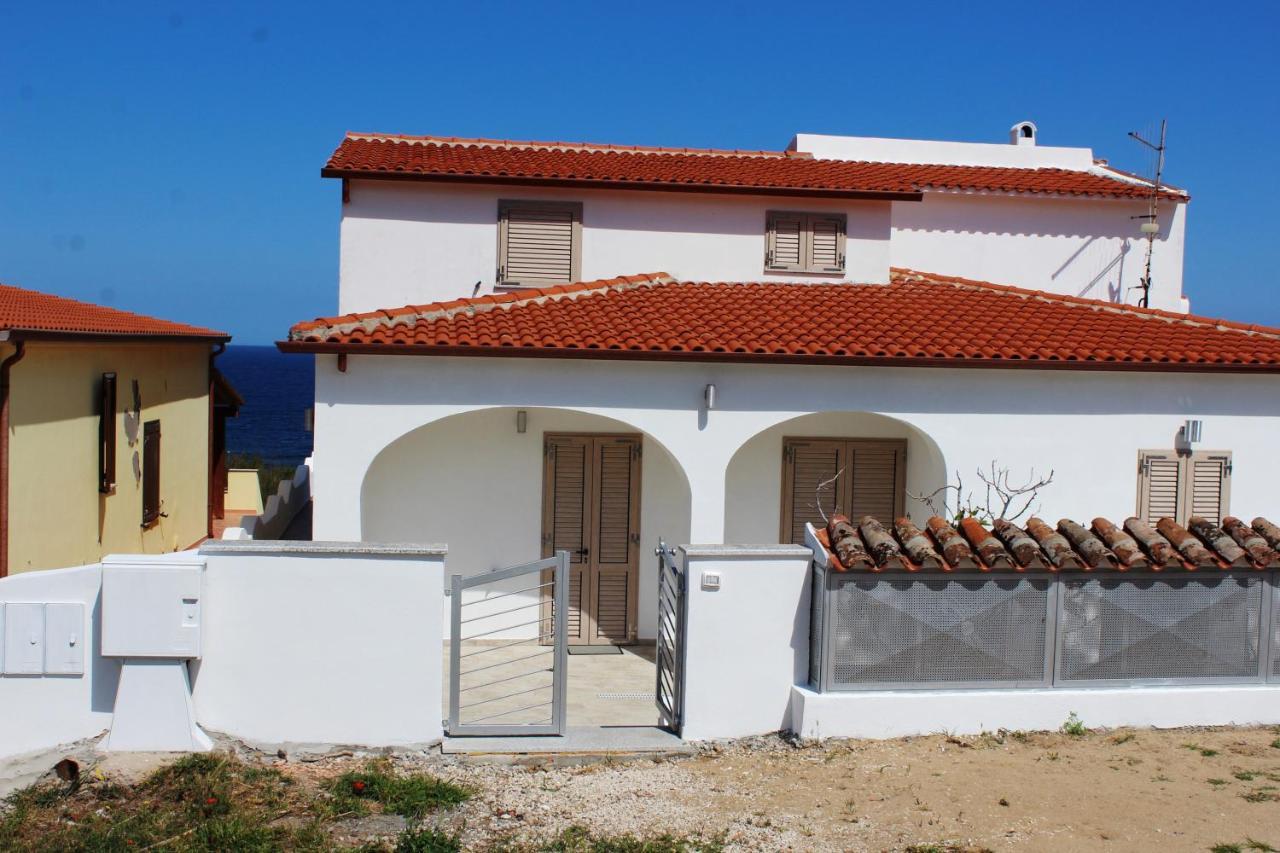 Alba Stupendo Appartamento In Villa Fronte Mare - Golfo Dell'Asinara - Internet Free Valledoria  Dış mekan fotoğraf